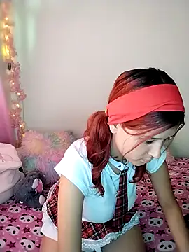 Snapshot of Sophie_joyy chatting on October 7, 2025, 7:04 pm Sophie joyy online show from October 7, 2025, 7:04 pm