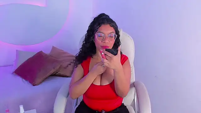 Snapshot of Dayanne_campbelll chatting on November 4, 2025, 10:35 pm Dayanne campbelll online show from November 4, 2025, 10:35 pm