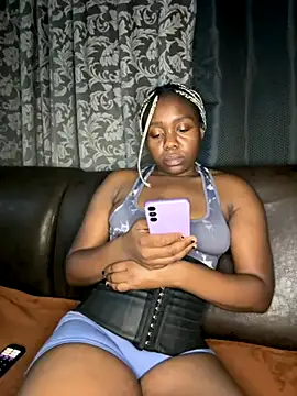 Snapshot of Lahtinah24 chatting on November 8, 2025, 6:00 pm Lahtinah24 online show from November 8, 2025, 6:00 pm