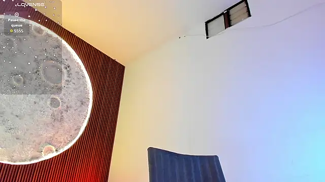 AliceStevens  online show from May 30, 2026, 10:59 pm