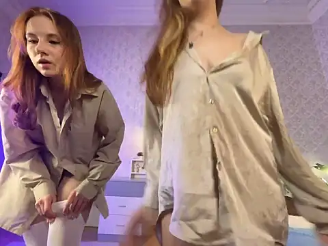 AmberPaws online show from October 19, 2025, 8:00 pm