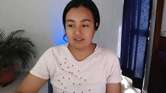 Themagicpotion online show from July 15, 2026, 8:16 pm