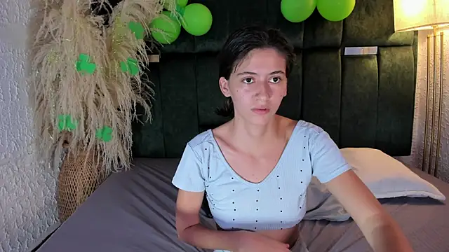 Charlotte lovely online show from March 17, 2025, 8:19 pm