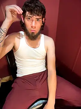 bwcizThrobbing online show from November 15, 2025, 5:39 pm