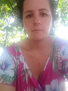 emiliemilf online show from April 30, 2026, 6:59 pm