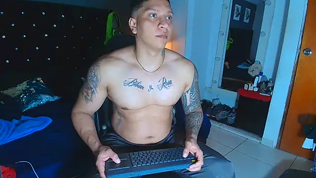 Snapshot of ethan_dalton_ chatting on November 20, 2025, 4:35 am ethan dalton online show from November 20, 2025, 4:35 am