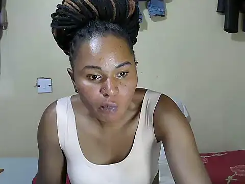 Snapshot of Creamy-Aisha chatting on October 20, 2025, 3:45 pm Creamy-Aisha online show from October 20, 2025, 3:45 pm