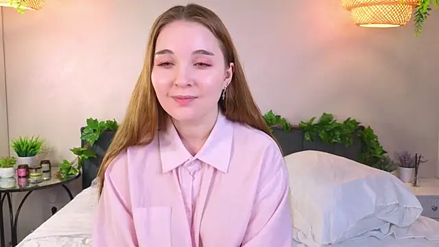 ConstanceHelms online show from October 29, 2025, 5:06 am