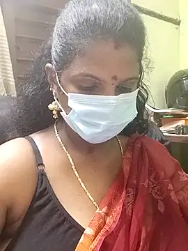 Snapshot of poojaa-rani chatting on October 23, 2025, 5:11 pm poojaa-rani online show from October 23, 2025, 5:11 pm