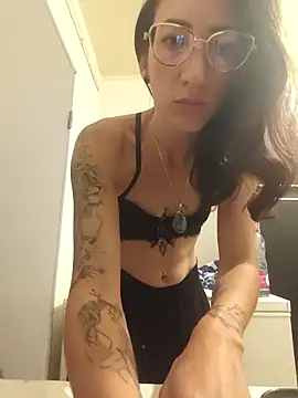 Snapshot of meletalex chatting on October 27, 2025, 5:19 am meletalex online show from October 27, 2025, 5:19 am