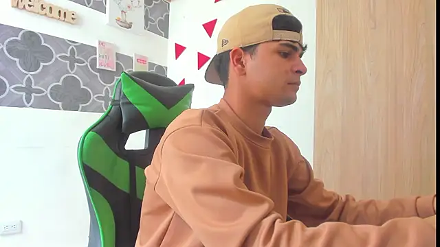 317894 online show from March 1, 2026, 5:35 pm