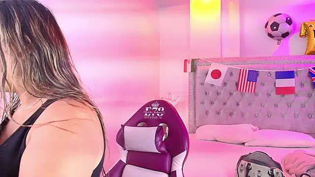 Snapshot of Lia_adamsss chatting on July 3, 2026, 3:24 am Lia adamsss online show from July 3, 2026, 3:24 am