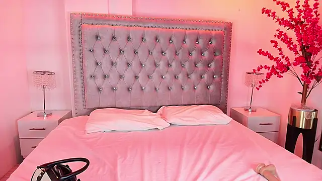 Snapshot of Lia_adamsss chatting on November 6, 2025, 3:32 am Lia adamsss online show from November 6, 2025, 3:32 am