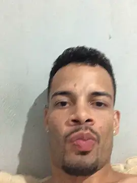 HenriquePhn online show from March 11, 2026, 11:43 pm