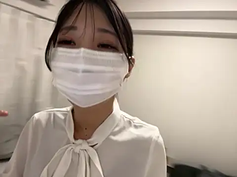 Snapshot of yunayuna_1231 chatting on August 1, 2026, 10:13 am yunayuna 1231 online show from August 1, 2026, 10:13 am