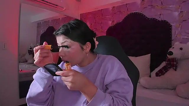 Snapshot of abby_roux chatting on November 8, 2025, 3:54 am abby roux online show from November 8, 2025, 3:54 am