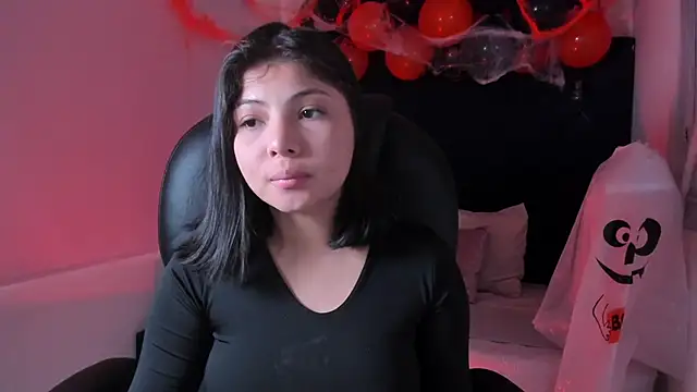 Snapshot of abby_roux chatting on October 12, 2025, 9:38 pm abby roux online show from October 12, 2025, 9:38 pm