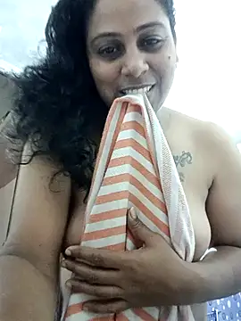 JENNIFERtamil online show from February 28, 2026, 8:47 am