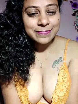 JENNIFERtamil online show from February 18, 2026, 8:27 pm