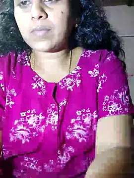 Snapshot of JENNIFERtamil chatting on November 3, 2025, 8:40 am JENNIFERtamil online show from November 3, 2025, 8:40 am
