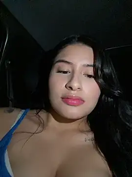 Snapshot of andrea_gomes_ chatting on April 7, 2026, 6:59 am andrea gomes online show from April 7, 2026, 6:59 am