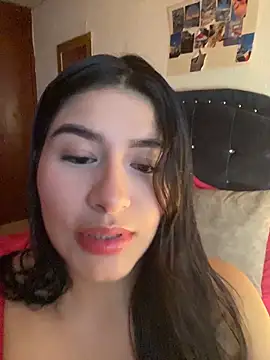 Snapshot of andrea_gomes_ chatting on May 20, 2026, 6:10 am andrea gomes online show from May 20, 2026, 6:10 am