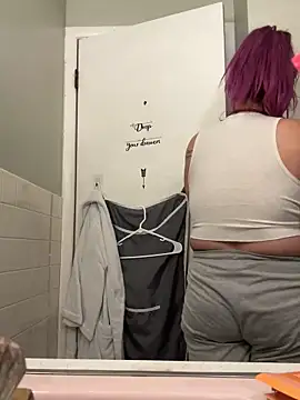 OSoTinyBaby online show from September 26, 2025, 3:24 am
