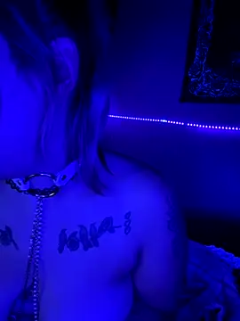 OSoTinyBaby online show from October 3, 2025, 8:27 am