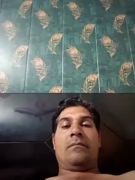Snapshot of johnny8731 chatting on June 19, 2026, 4:57 pm johnny8731 online show from June 19, 2026, 4:57 pm