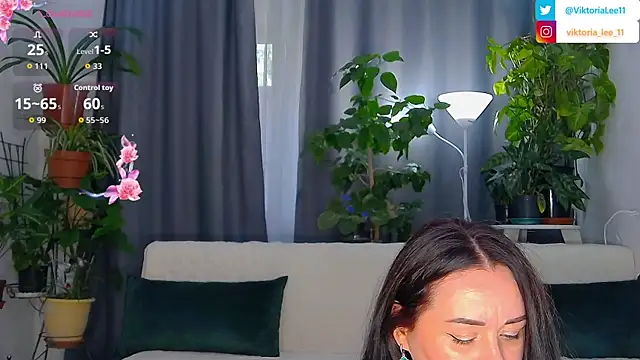 Viktoriafayx online show from September 15, 2025, 9:21 am