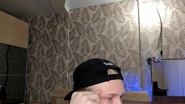 Snapshot of Cactus__James chatting on November 14, 2025, 4:54 pm Cactus James online show from November 14, 2025, 4:54 pm