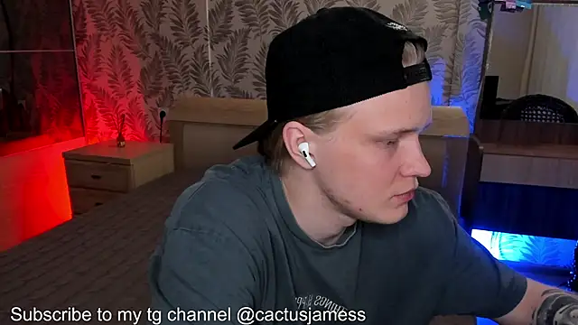 Snapshot of Cactus__James chatting on October 21, 2025, 5:12 pm Cactus James online show from October 21, 2025, 5:12 pm