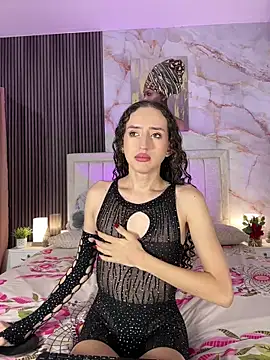 peachandtyron  online show from June 20, 2026, 4:28 am