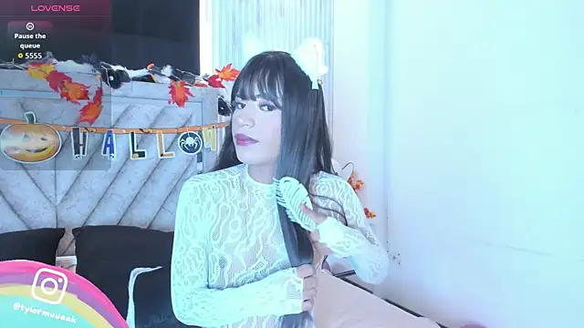 Snapshot of Taylor_Harveey chatting on October 25, 2025, 9:04 pm Taylor Harveey online show from October 25, 2025, 9:04 pm