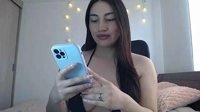 Snapshot of nalafoster chatting on June 14, 2026, 3:13 pm nalafoster online show from June 14, 2026, 3:13 pm