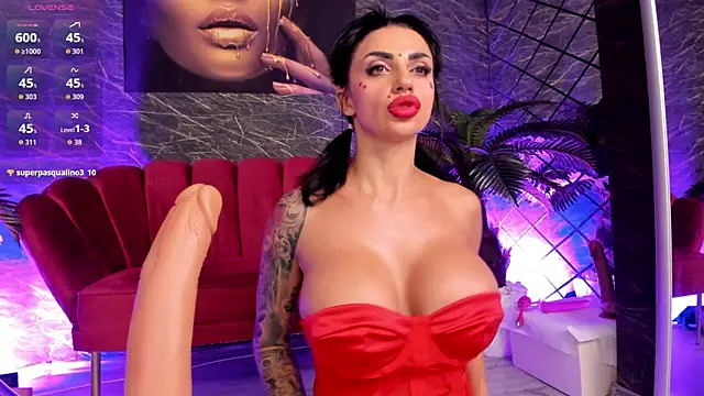 Snapshot of IzabelaTessa chatting on July 27, 2026, 7:32 pm IzabelaTessa online show from July 27, 2026, 7:32 pm