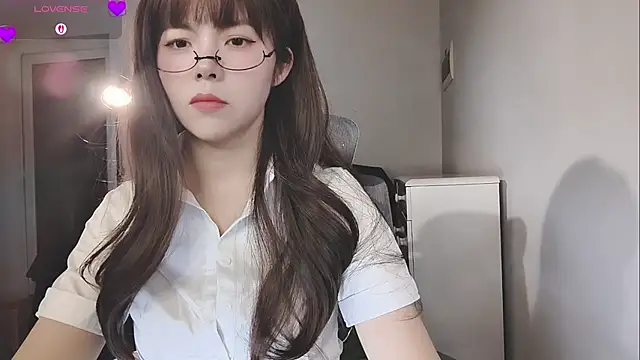 BlushDoll online show from April 26, 2026, 4:26 pm