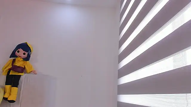 chloee gardner online show from November 14, 2025, 3:15 pm