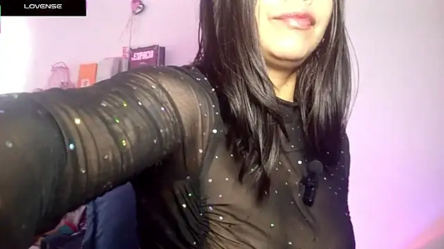 Snapshot of sashaa_flower chatting on November 20, 2025, 12:39 pm sashaa flower online show from November 20, 2025, 12:39 pm