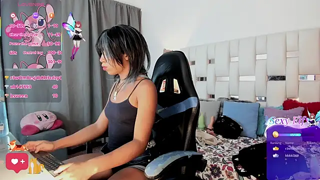 cherryboom23 online show from April 21, 2026, 1:42 am