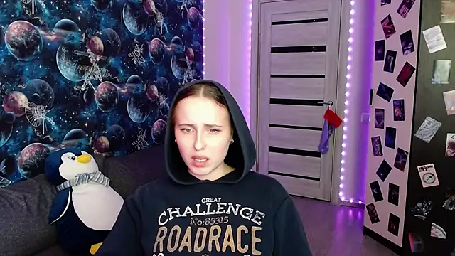 BarbiePieer online show from January 11, 2026, 5:42 pm