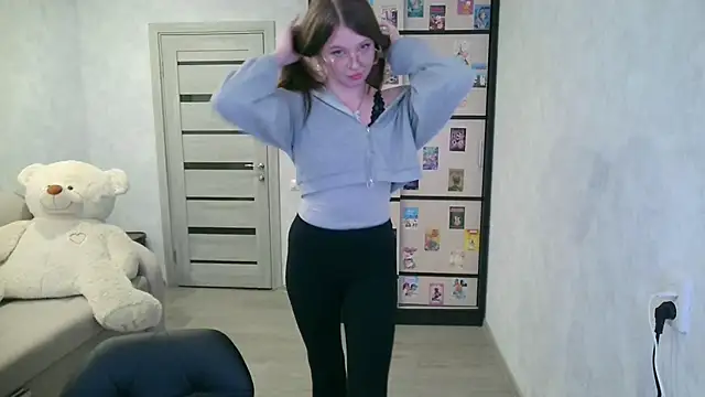 Snapshot of GinnyBlacky chatting on July 1, 2026, 7:03 pm GinnyBlacky online show from July 1, 2026, 7:03 pm