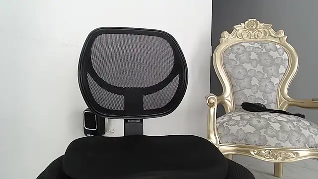 bigdick monster1 online show from June 24, 2026, 4:27 pm