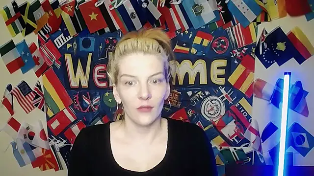 VanessaRey  online show from March 26, 2026, 6:28 pm