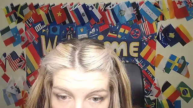 Snapshot of VanessaRey_ chatting on June 10, 2026, 6:47 am VanessaRey online show from June 10, 2026, 6:47 am