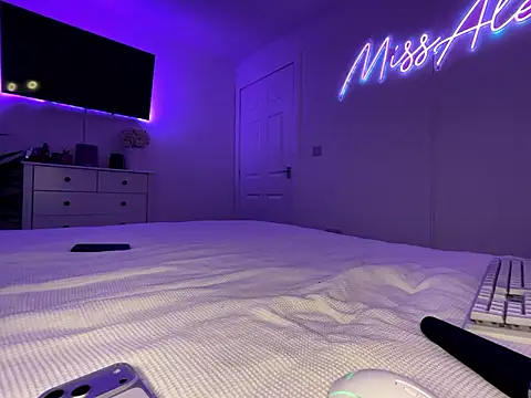 Missalex xo online show from January 10, 2026, 4:24 pm