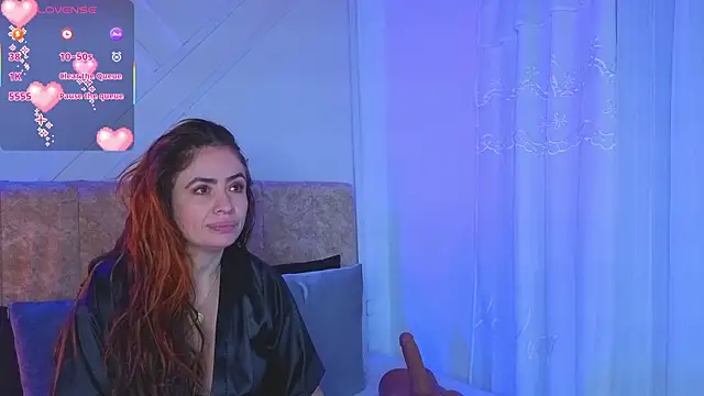 angelinarouse  online show from February 11, 2026, 3:17 am