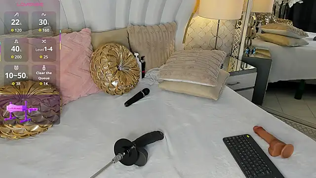 Snapshot of AriaJonnes_ chatting on November 1, 2025, 2:11 pm AriaJonnes online show from November 1, 2025, 2:11 pm