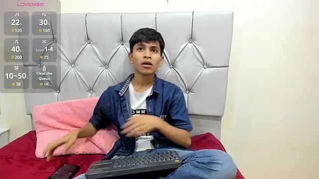 Ethan Westt online show from March 18, 2025, 8:59 pm