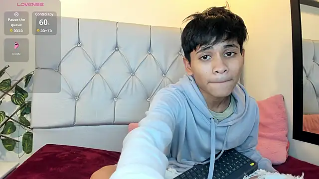 Ethan Westt online show from March 20, 2025, 9:13 pm